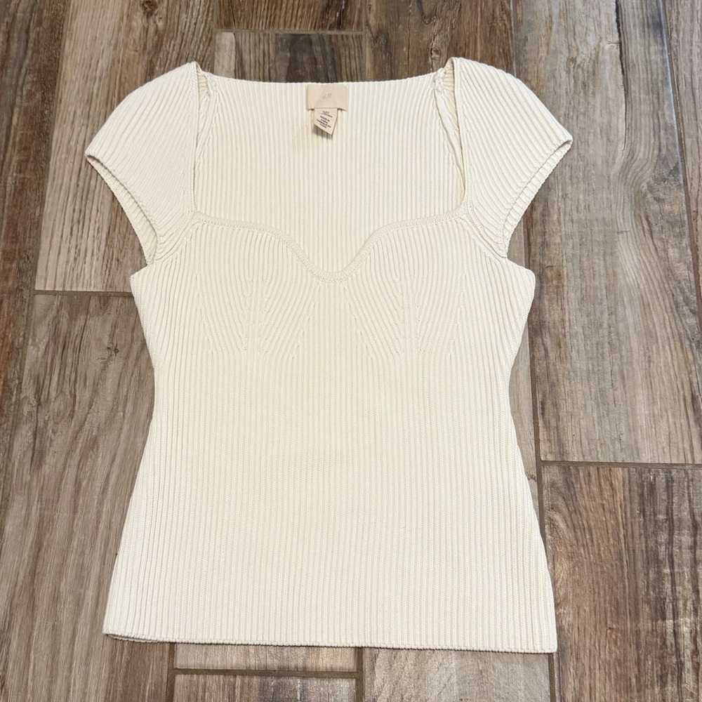 H&M Cream Ribbed Knit Blouse